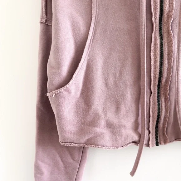 Alo Yoga Cruiser Crop Jacket - Picture 5 of 9